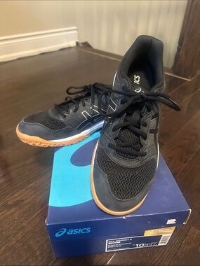 Asics Men's Black Athletic Court shoes with Gum Outsole